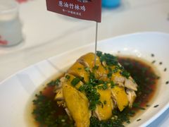 -魏铭鱼头捞饭(晋阳路店)