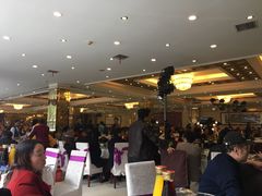 等位区-艳阳天酒店(五里新村店)