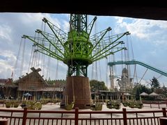 -七彩云南欢乐世界