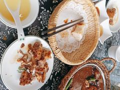 -八两八金·莱芜特色炒鸡(市南漳浦路店)