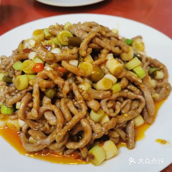 说川菜，你就不能只说川菜。