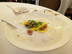 西关艇仔粥-稻香酒家·33年老字号·港式粤菜(富邦中心店)