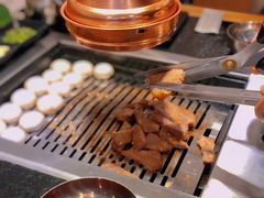 -臻牛烤肉