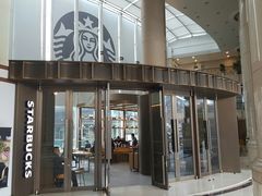 门面-星巴克(北京西大望路温特莱店)