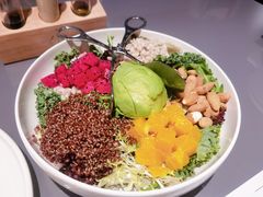 牛油果沙拉-小大董·烤鸭(观景餐厅·南京西路店)