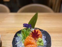 三文鱼刺身-隐泉之语日式料理(王府中环店)