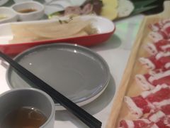 -洪氏嗨捞·广东猪肚鸡·椰子鸡火锅(西咸万象城店)