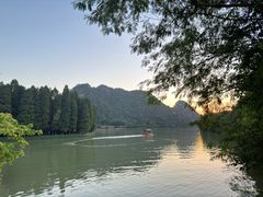 -星湖旅游景区七星岩