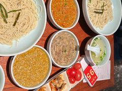 -裕兴记•蟹黄面馆(人民广场店)