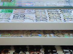 -潘多拉眼镜·蔡司依视路明月(潘家园店)