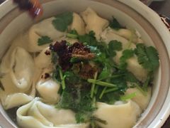 -吴淞老街砂锅馄饨(北兴路店)