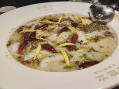 -渔语鱼新川菜Bistro(万象天地店)