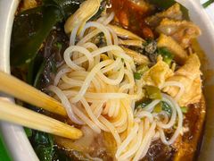 -丽丽三鲜螺蛳粉(田林路店)
