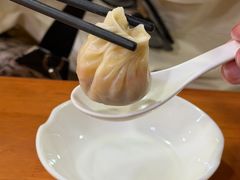 -莱莱小笼·乔艾