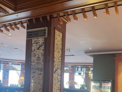 -八府香鸭·啫啫煲(华山路店)