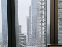 -天际餐厅(广州珠江新城假日酒店)