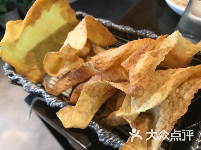 有多牛海鲜牛肉火锅店炸豆腐皮图片 - 第6张
