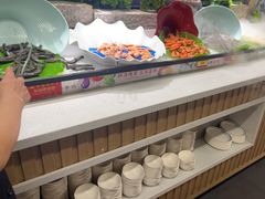 -四囍码头海鲜烧烤自助火锅(外滩南京东路悦荟广场店)