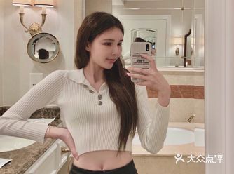 年前威尼斯人人不多 很好买～