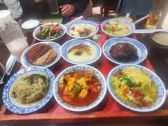 -蓝田九大碗民俗食府(蓝田店)
