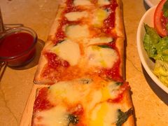 鲜罗勒番茄芝士薄饼-The Cheesecake Factory 芝乐坊餐厅(王府中環店)
