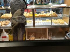 面包甜点陈列柜-苹果花园(南泉路店)