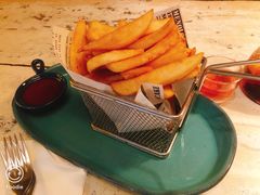 -北平花园·MUA摩造汉堡·北平咖啡(南锣鼓巷胡同店)