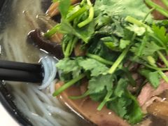 -一品郑记重庆牛肉米线馆(东泰路店)
