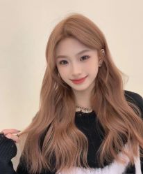 -苏奇发型·烫发染发