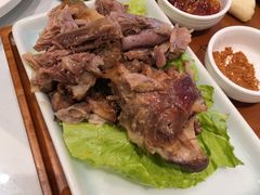 老汤熏肘子-民福居烤鸭店(石榴庄店)