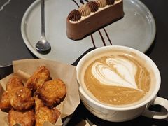 拿铁-必胜客(周浦万达店)