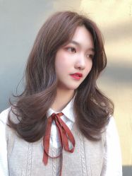 -银星女王公园发型艺术沙龙