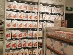 -名创优品(山东青岛华润万象城店)