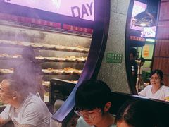 -佰人王串串香火锅(洋珠巷店)
