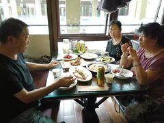 -东口码头·烧鸽子·鱼头泡饼·地方菜(金鹰悦城店)