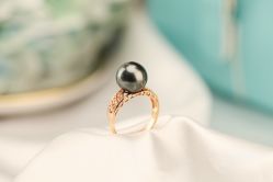 -威德钻石-克拉钻大本营(南京东路店)