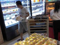 面包甜点陈列柜-华丰贺氏(营迹店)