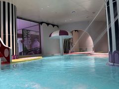 -涨巢·潮玩水疗局