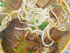 -金杨拉面王小吃面馆·牛三宝面·红烧牛肉粉