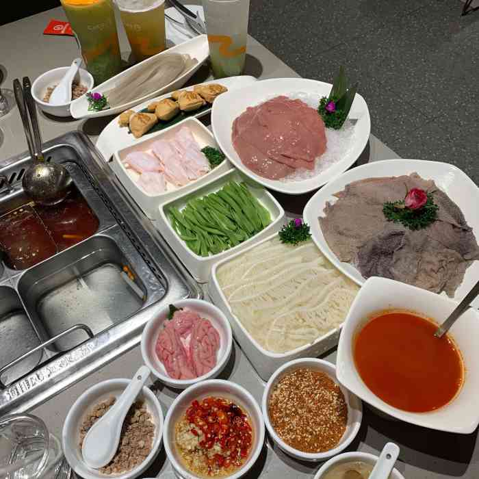 海底捞火锅(光明大仟里店)-"看到三星多的海底捞 还是想为它"平反"一.