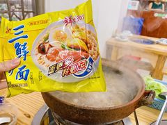 华丰三鲜面-威邵鸡煲(西华路总店)
