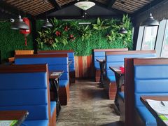 卡座-我外婆家菜(长融世贸广场店)