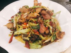 萝卜干炒腊肉-湘肠香火锅店(团结湖店)
