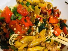 辣椒炒肉干拌面-李易面馆(树木岭店)