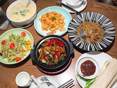 单饼葱蘸酱-吕氏疙瘩汤·新鲁菜(济南万象城店)
