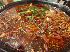 -鸿顺老铁锅美蛙鱼府(解放碑店)