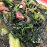 懒人版必备菠菜粉条炖肉,超级好吃。