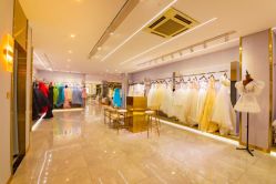 -角色婚纱摄影(中心店)