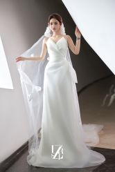 -Renee芮亦婚纱(原丽莎)