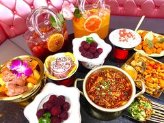 -依呀呀ktv烧烤小串(中山西路店)
